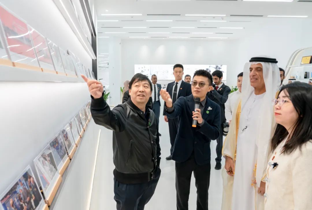 阿聯(lián)酋哈伊馬角酋長一行到訪億航智能，共謀城市空中交通發(fā)展新機遇(圖2)