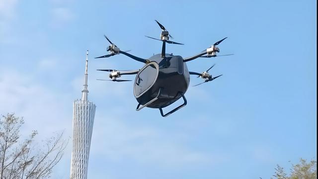 廣汽要上天？全新復(fù)合翼飛行汽車即將亮相！