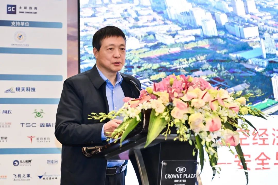 創(chuàng)新驅(qū)動，新質(zhì)賦能 | "2025中國eVTOL創(chuàng)新發(fā)展大會"在上海圓滿落幕！(圖12)