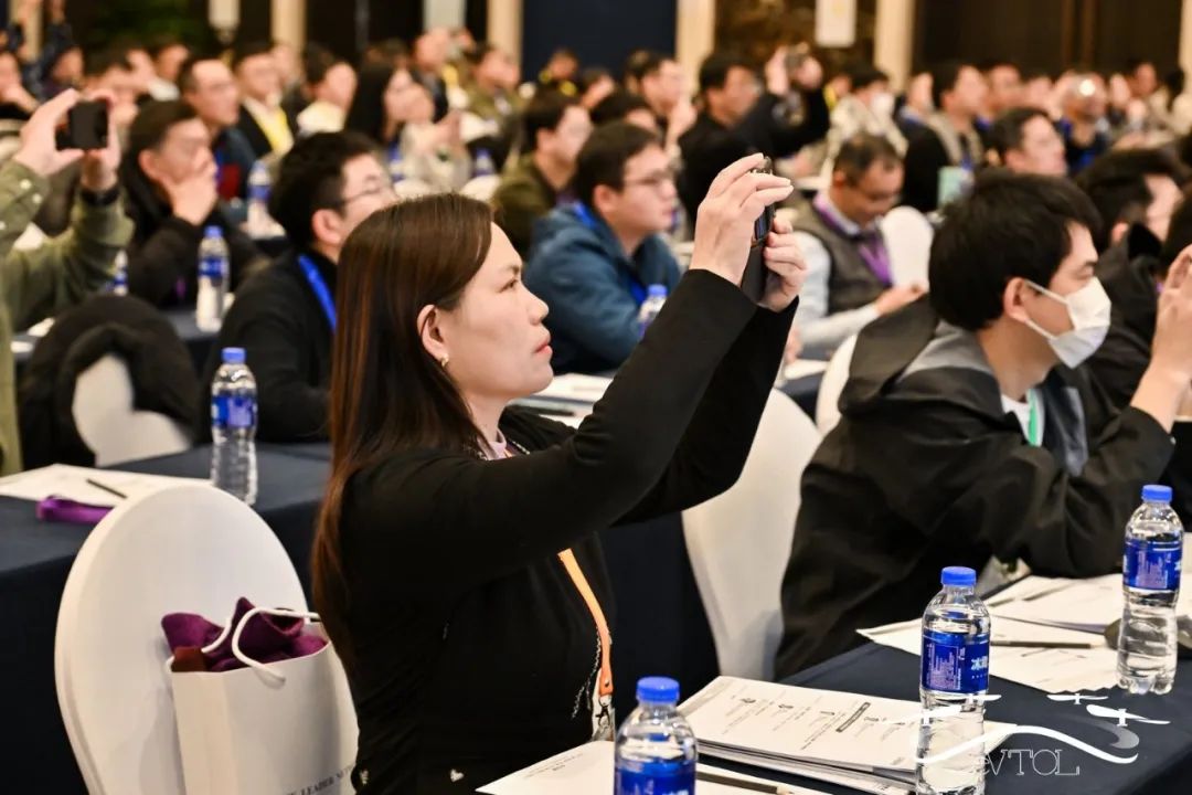 創(chuàng)新驅(qū)動，新質(zhì)賦能 | "2025中國eVTOL創(chuàng)新發(fā)展大會"在上海圓滿落幕！(圖41)