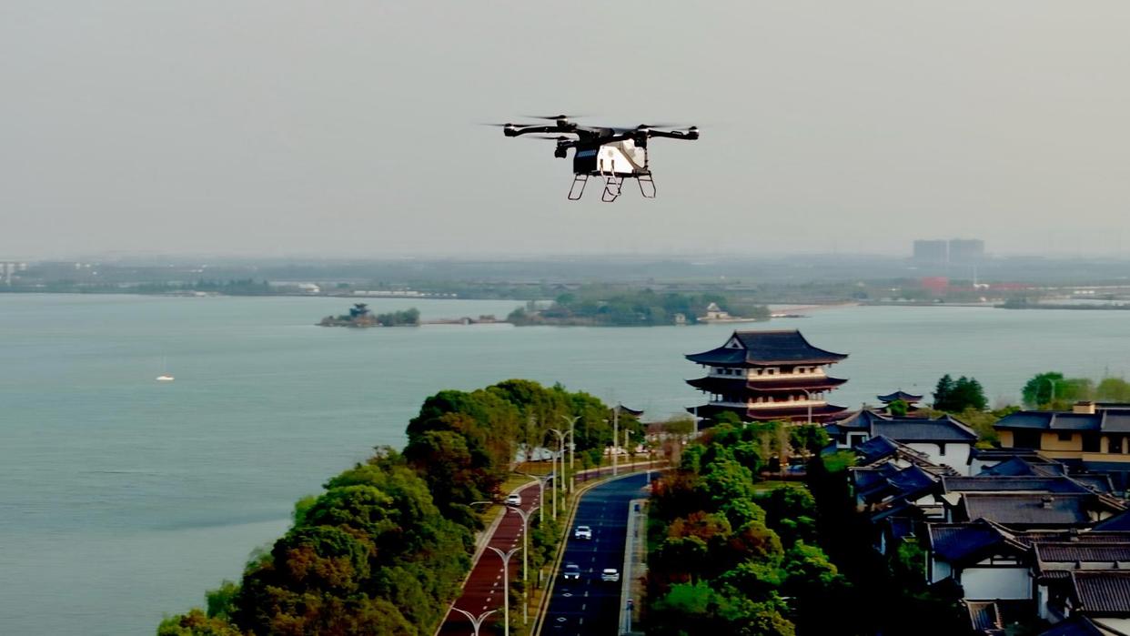 小鵬匯天“陸地航母”湖南首飛，常德開啟低空經(jīng)濟新篇章(圖5)