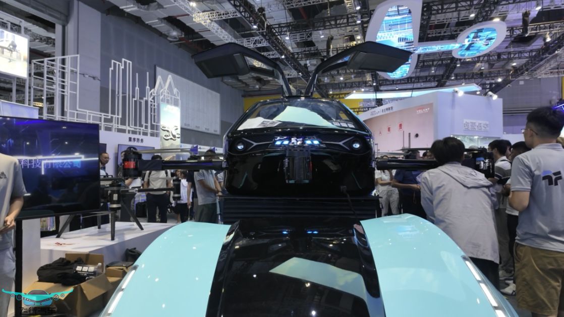 南京天路分體式飛行汽車亮相2025國際低空經(jīng)濟博覽會(圖3)